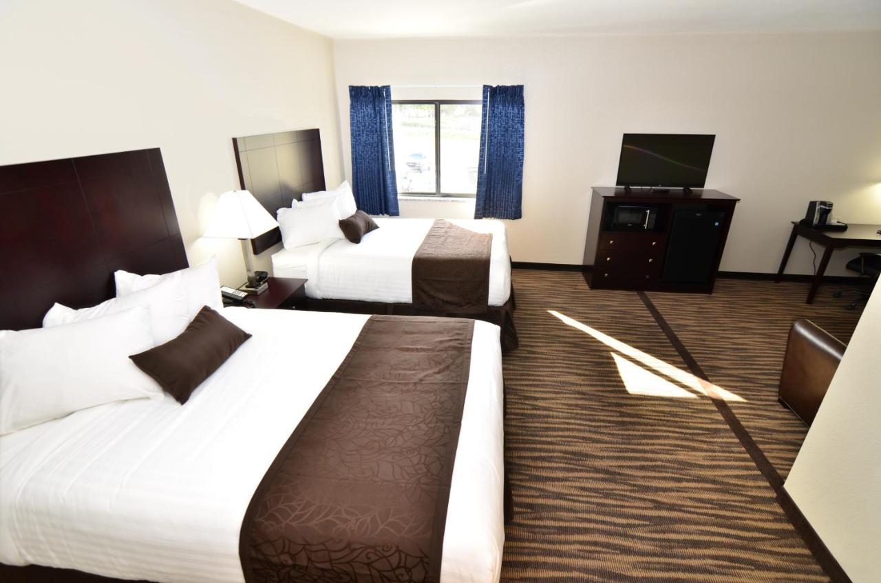 Cobblestone Inn & Suites - Manning Esterno foto