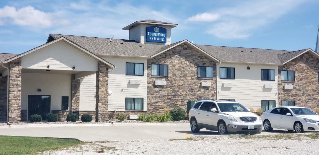 Cobblestone Inn & Suites - Manning Esterno foto
